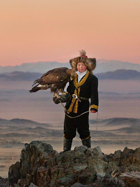 La Jeune Fille et son Aigle - Photo 1 ©Droits réservés